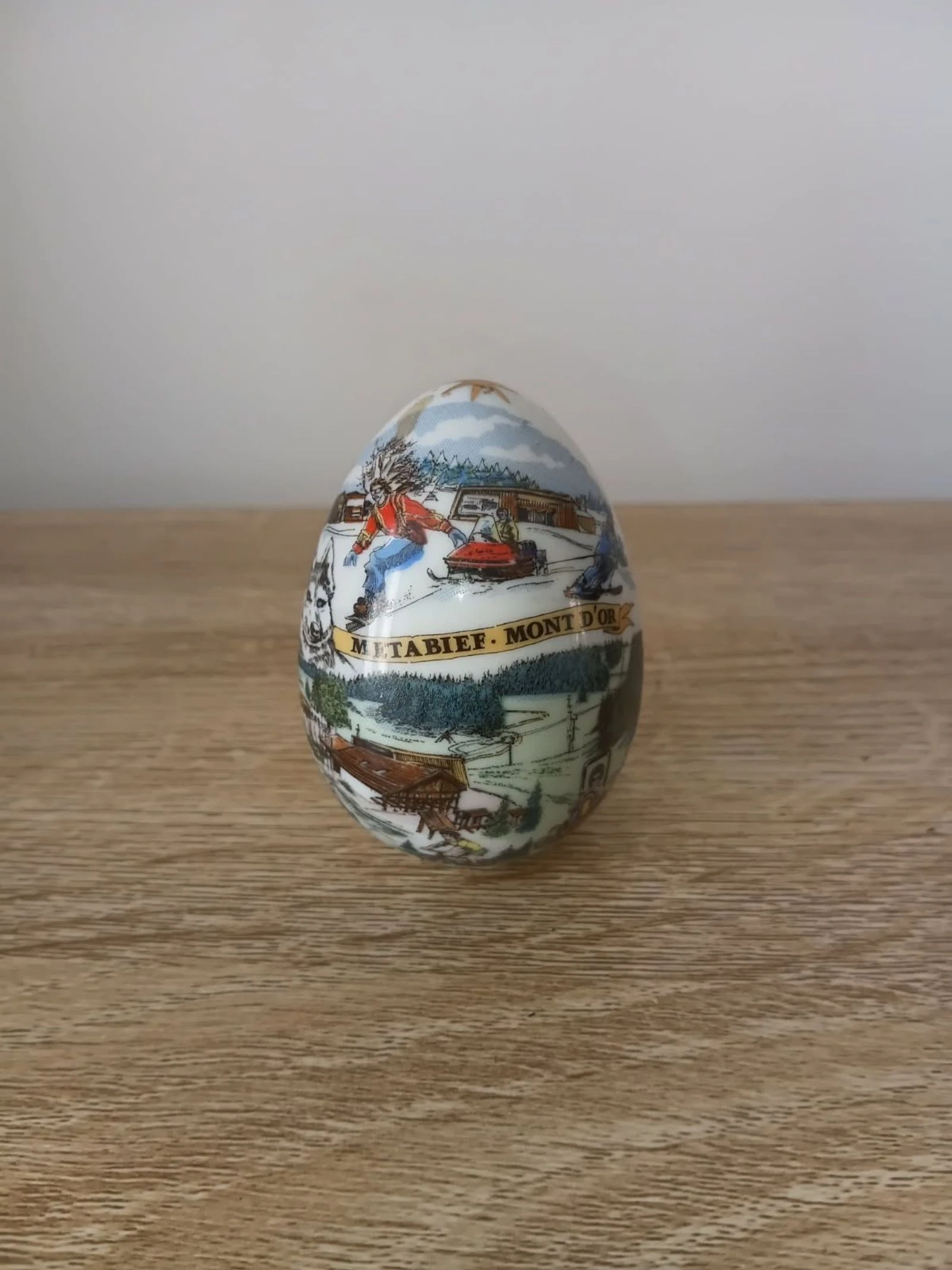 Oeuf decoratif 